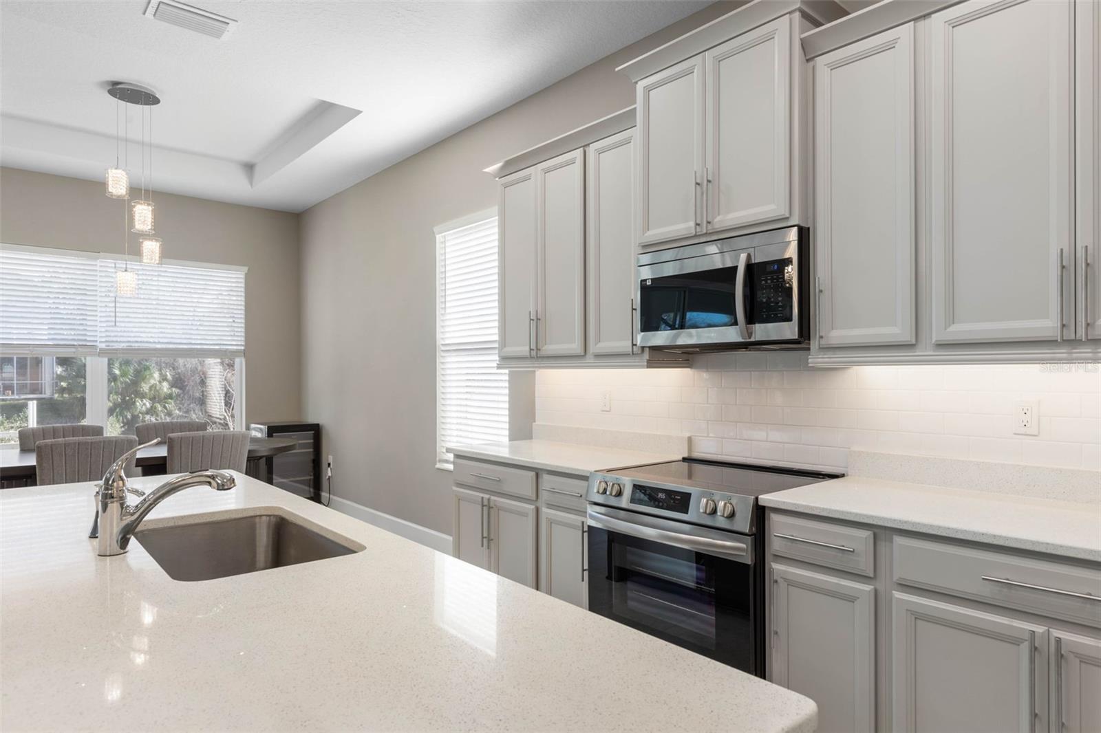 Image 23 of 82 For 7 Curtis Court