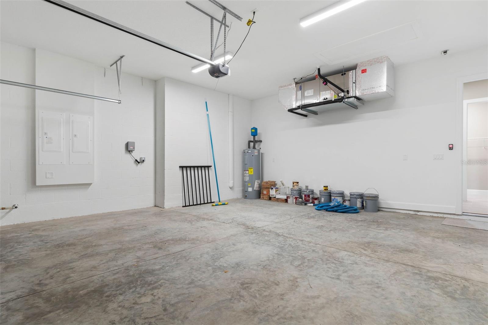 Image 54 of 82 For 7 Curtis Court