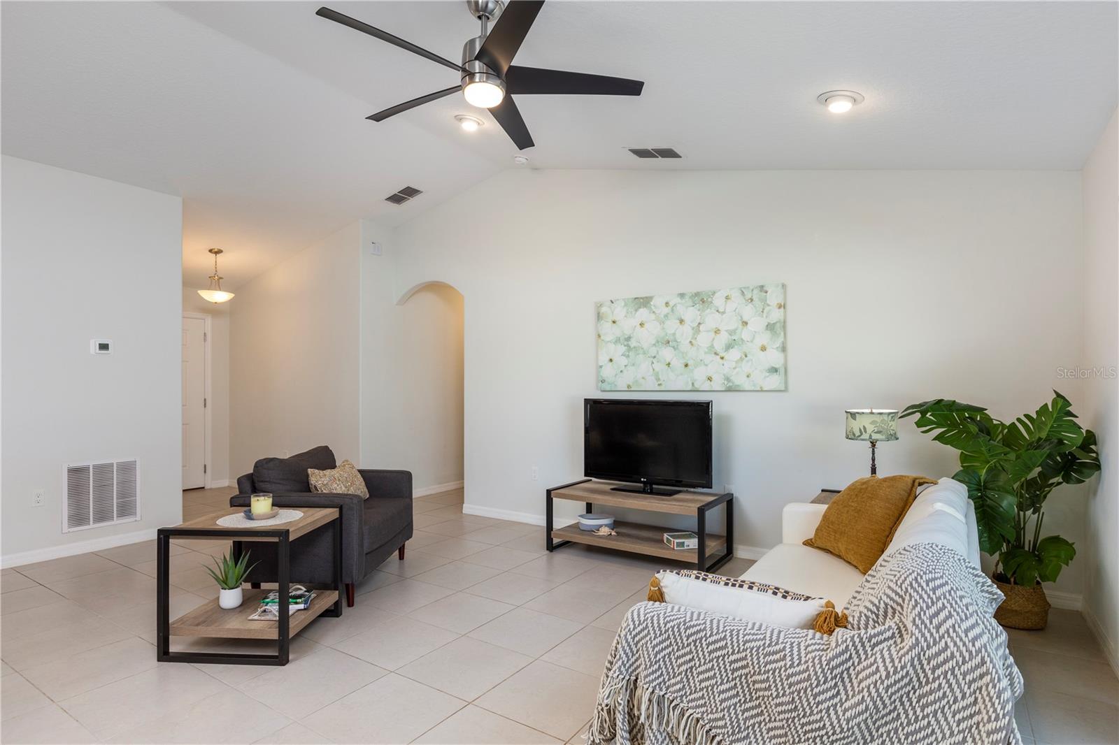 Image 11 of 28 For 10 Rale Place