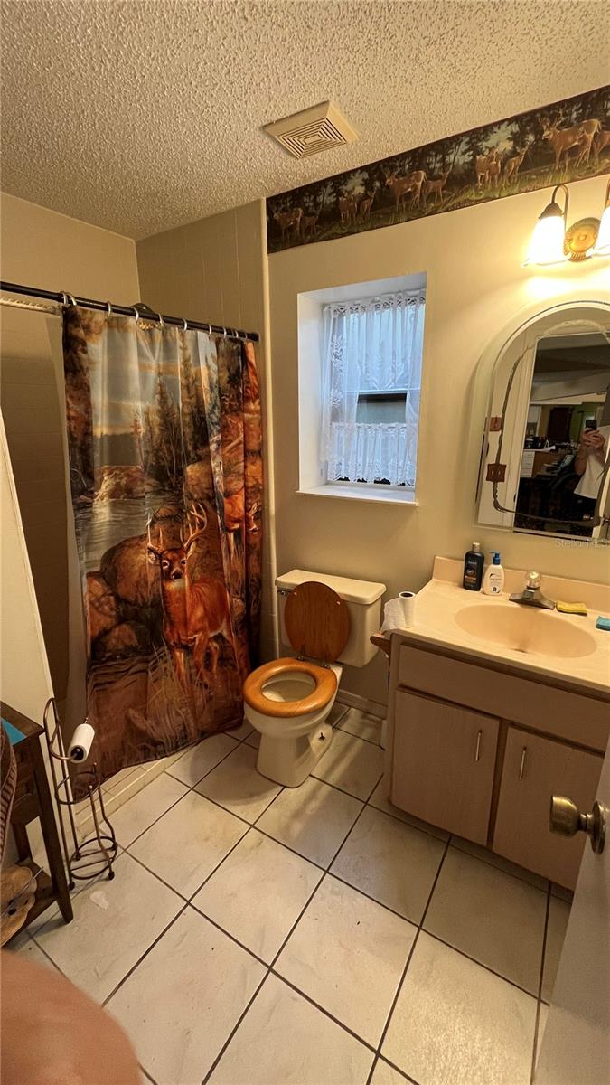 Image 3 of 20 For 70 Belleaire Drive