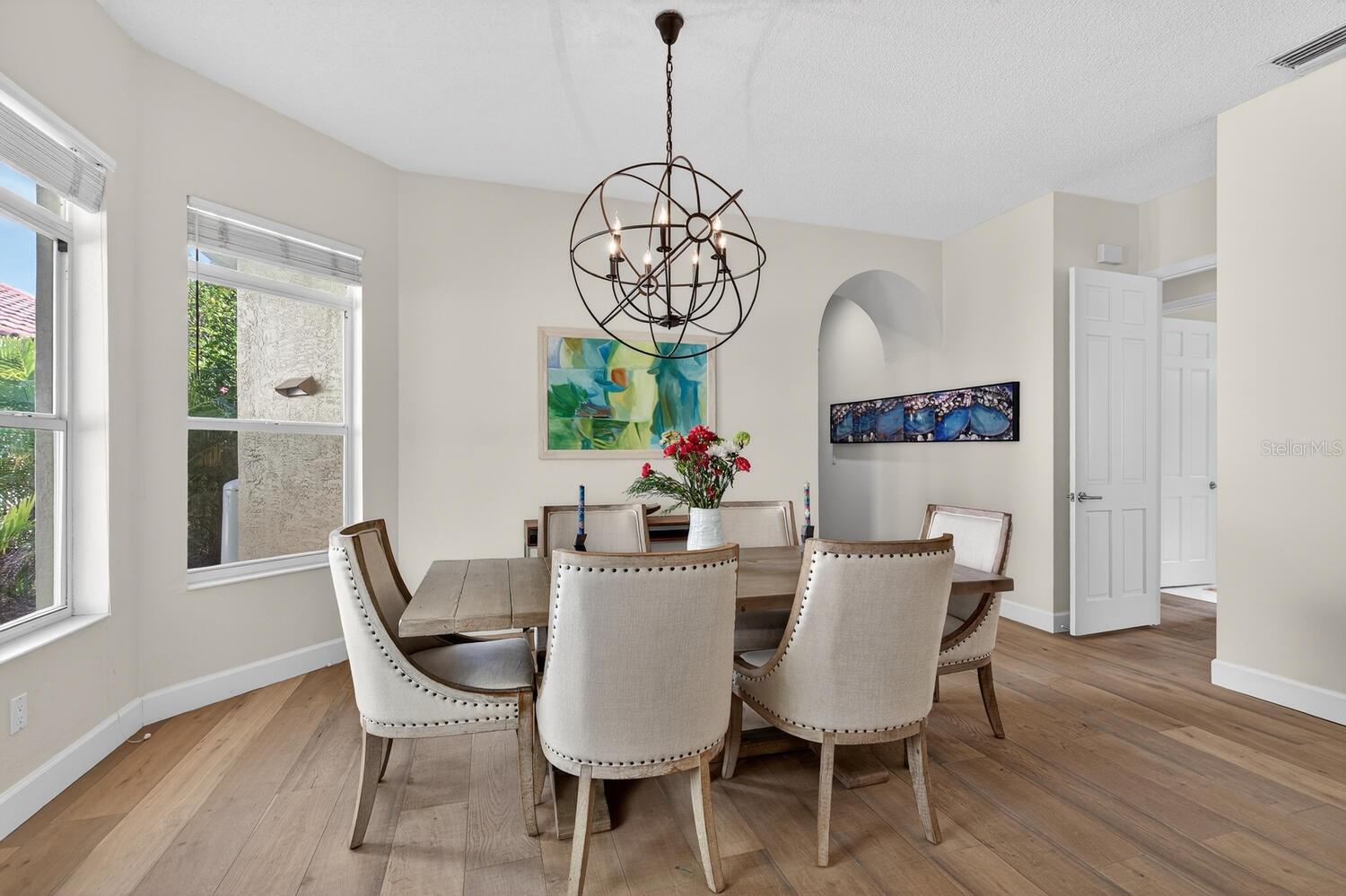 Image 10 of 94 For 8 Monterrey Drive