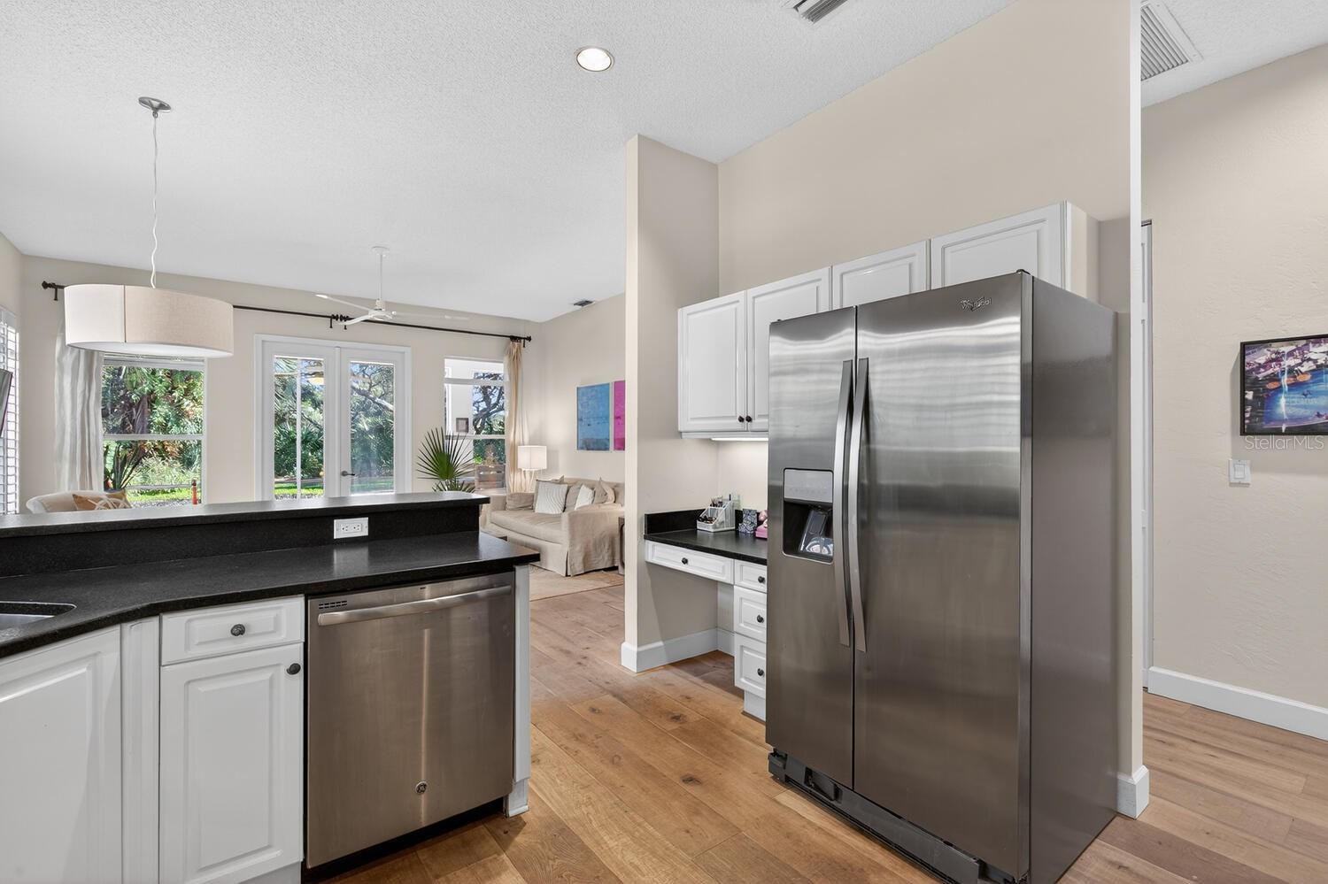 Image 14 of 94 For 8 Monterrey Drive