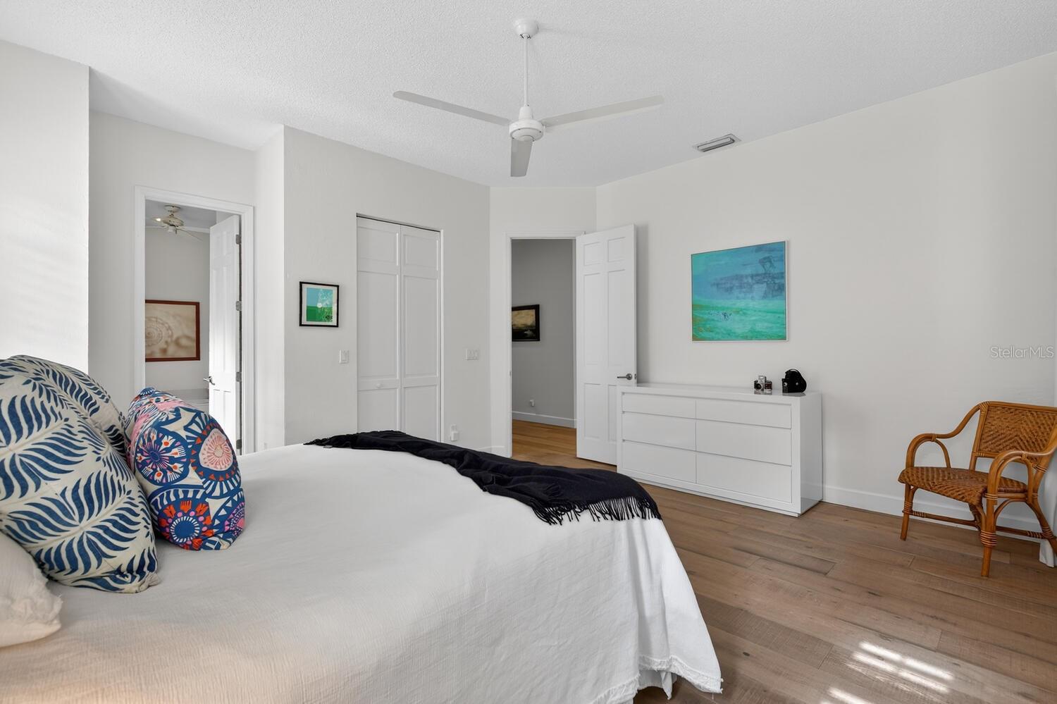 Image 33 of 94 For 8 Monterrey Drive