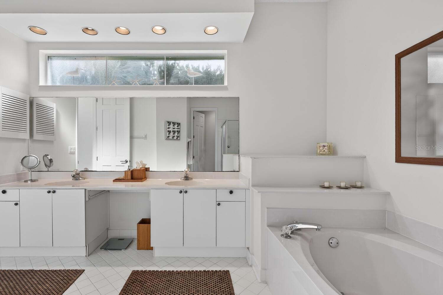 Image 36 of 94 For 8 Monterrey Drive