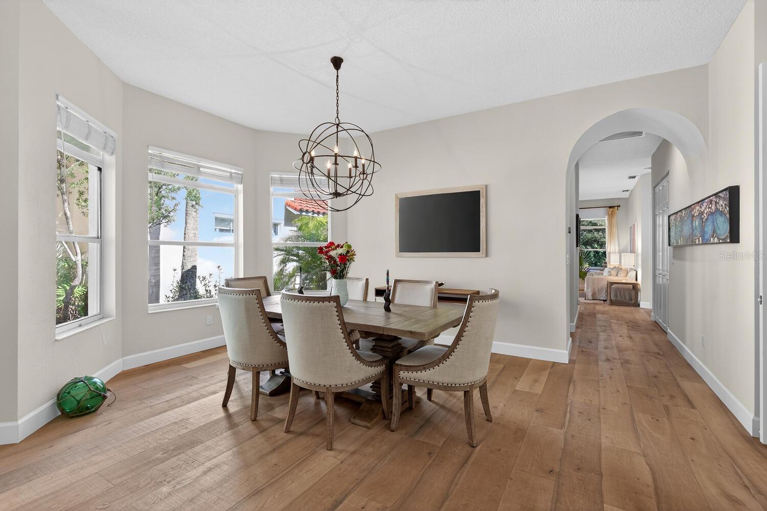 Image 7 of 94 For 8 Monterrey Drive