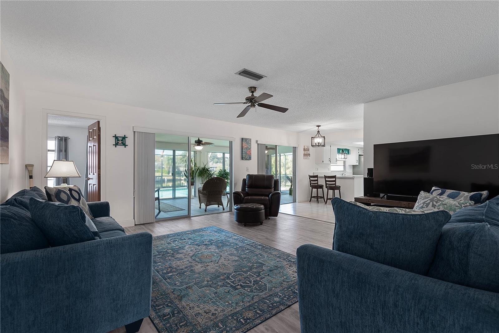 Image 11 of 80 For 31 Fleming Court