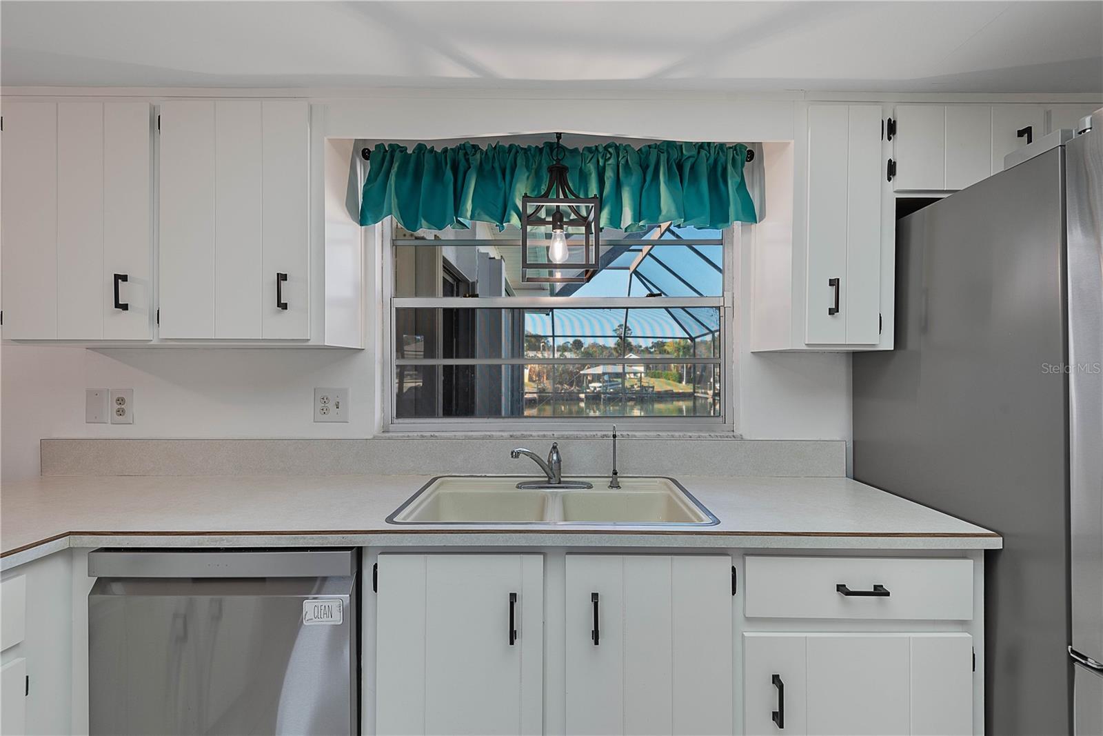 Image 31 of 80 For 31 Fleming Court