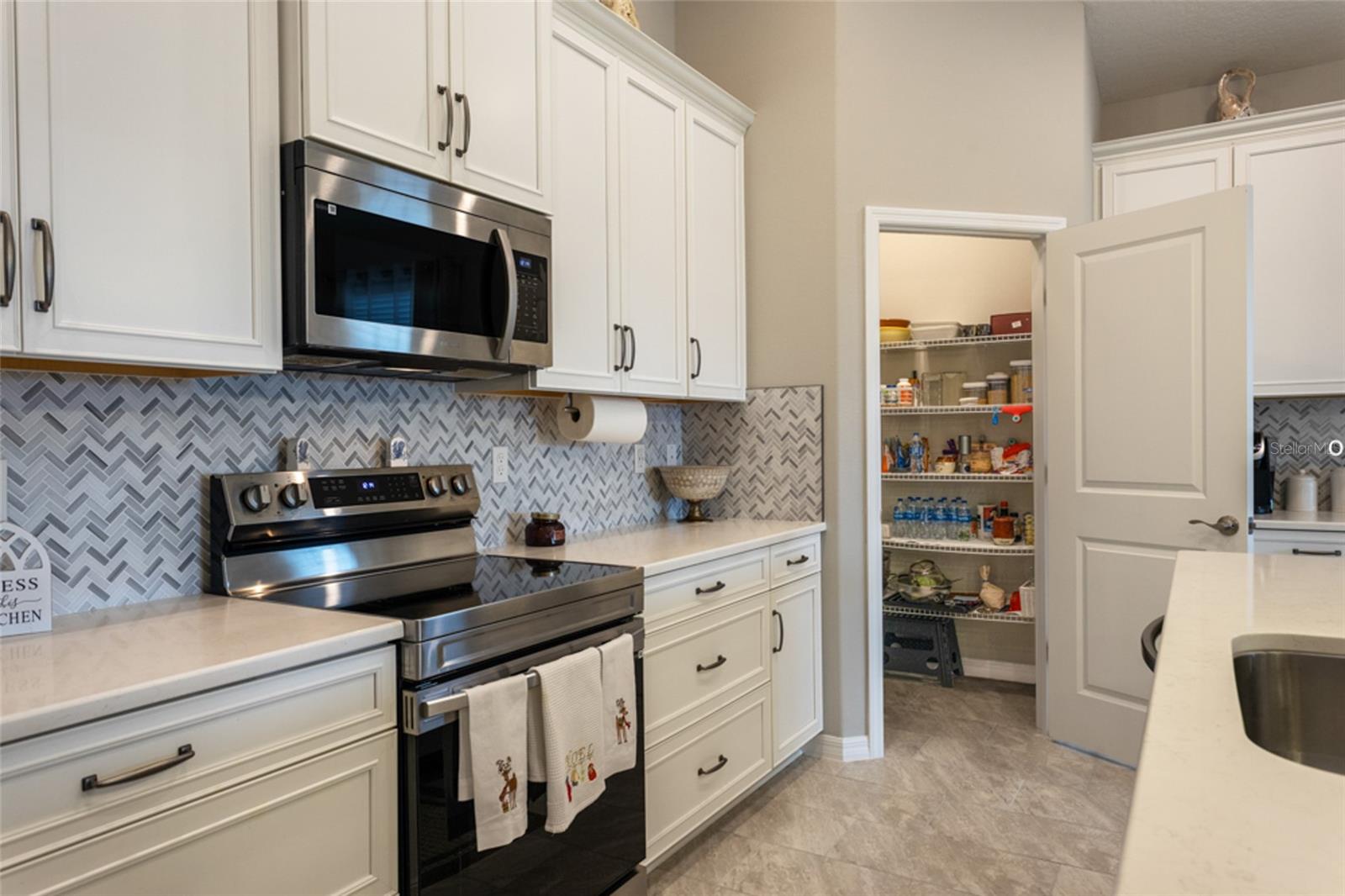 Image 17 of 38 For 21 Tideway Trail