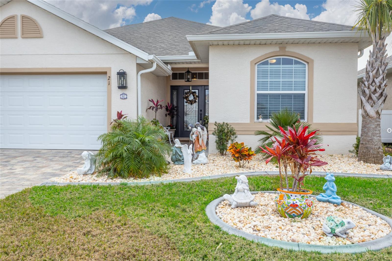 Image 8 of 38 For 21 Tideway Trail