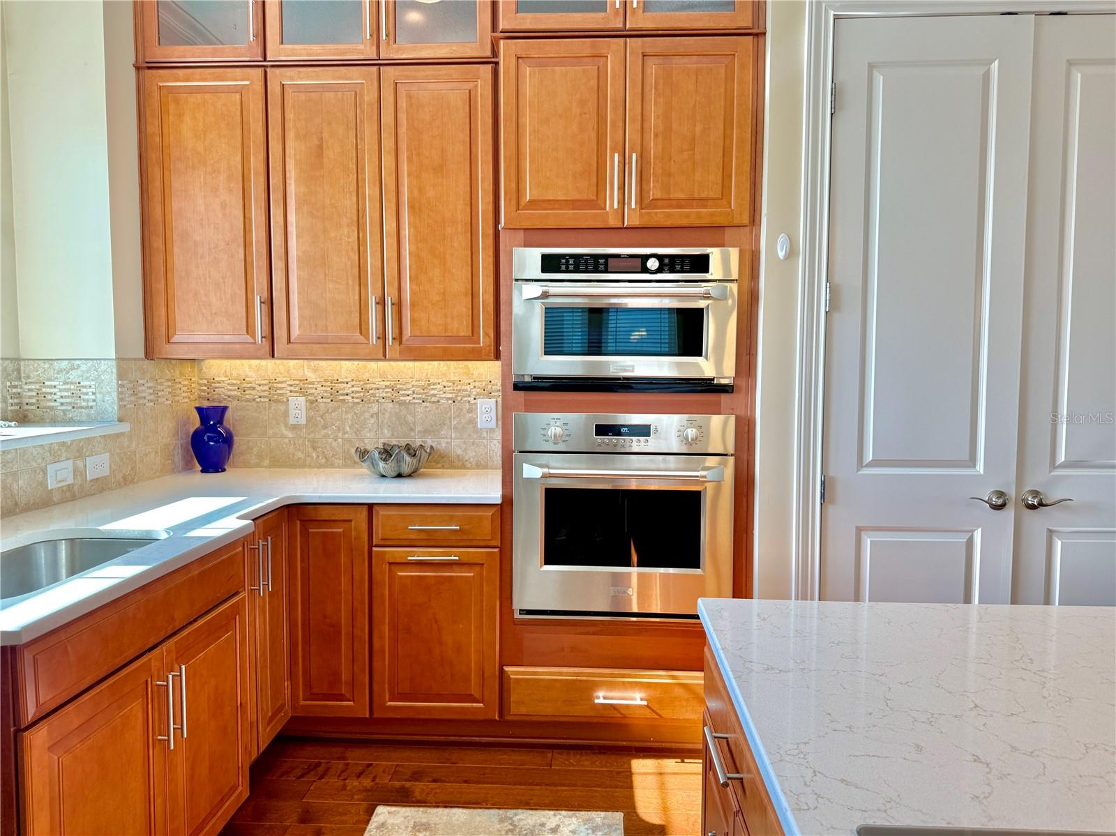 Image 25 of 86 For 2727 Morning Light Court