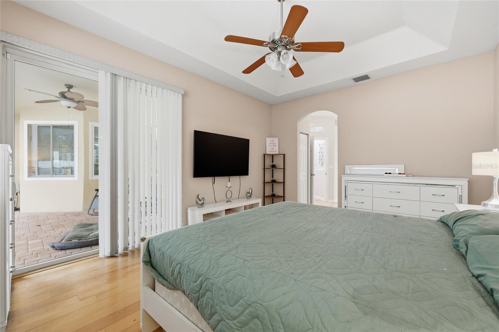 Image 14 of 48 For 57 Pickering Drive