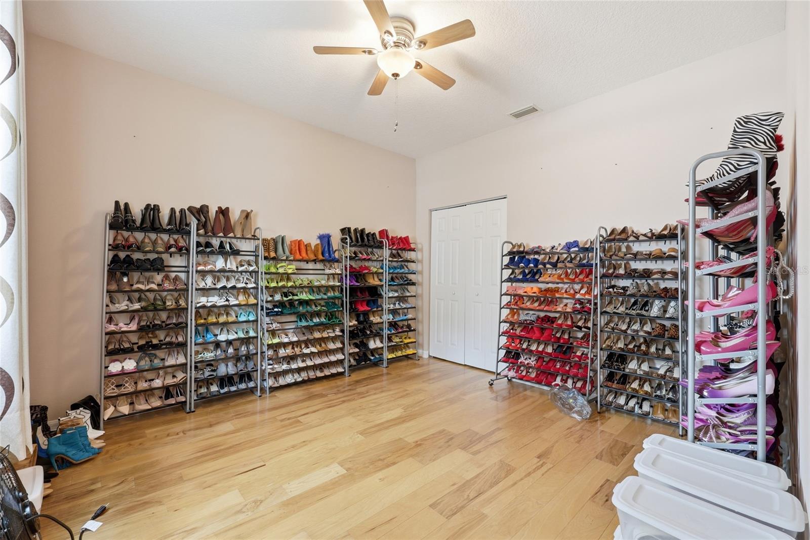 Image 37 of 48 For 57 Pickering Drive