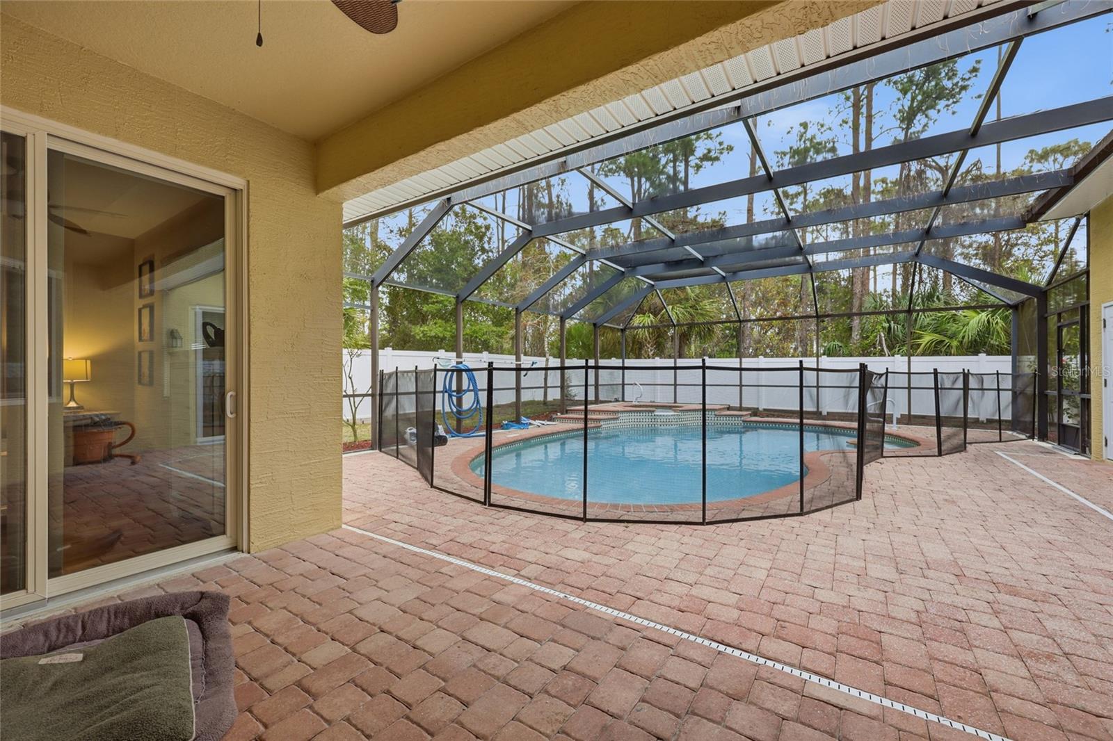 Image 41 of 48 For 57 Pickering Drive