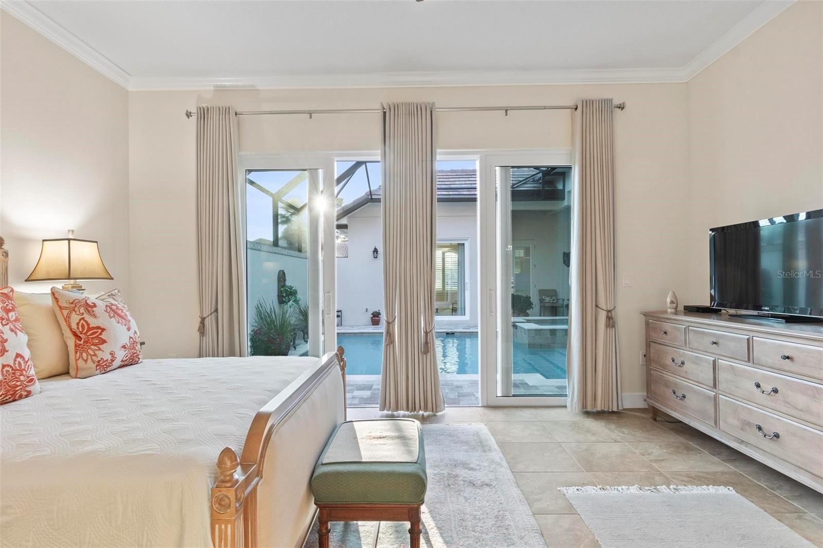 Image 20 of 37 For 54 New Water Oak Drive