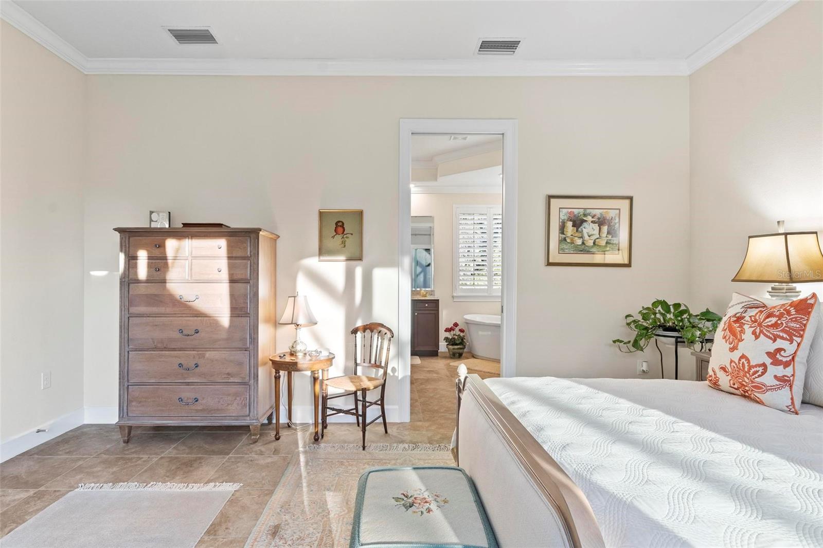 Image 23 of 37 For 54 New Water Oak Drive