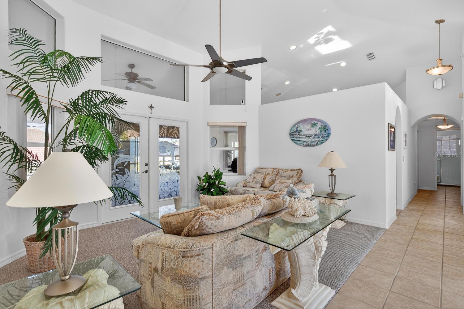 Image 11 of 73 For 10 Collinson Court