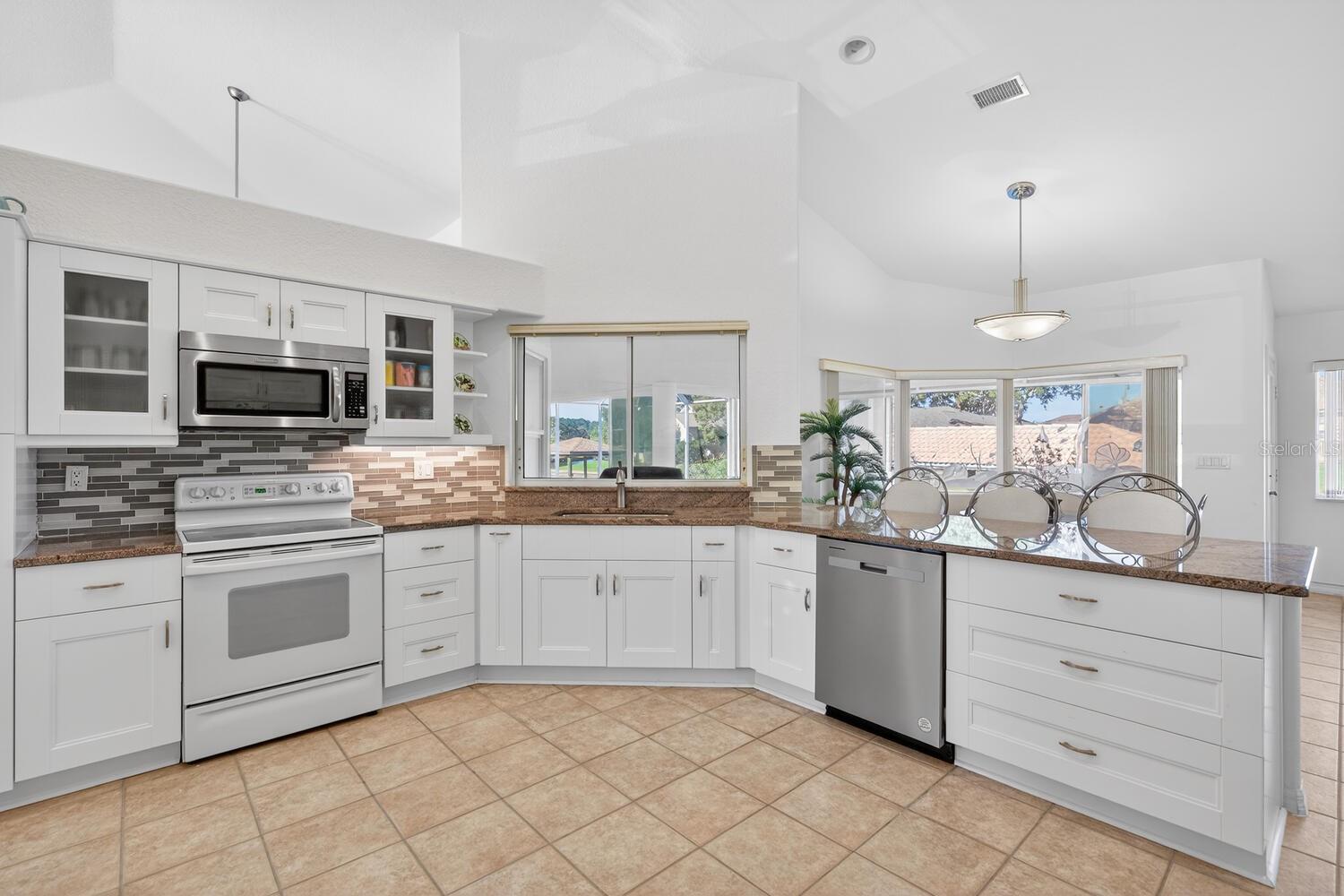 Image 18 of 73 For 10 Collinson Court