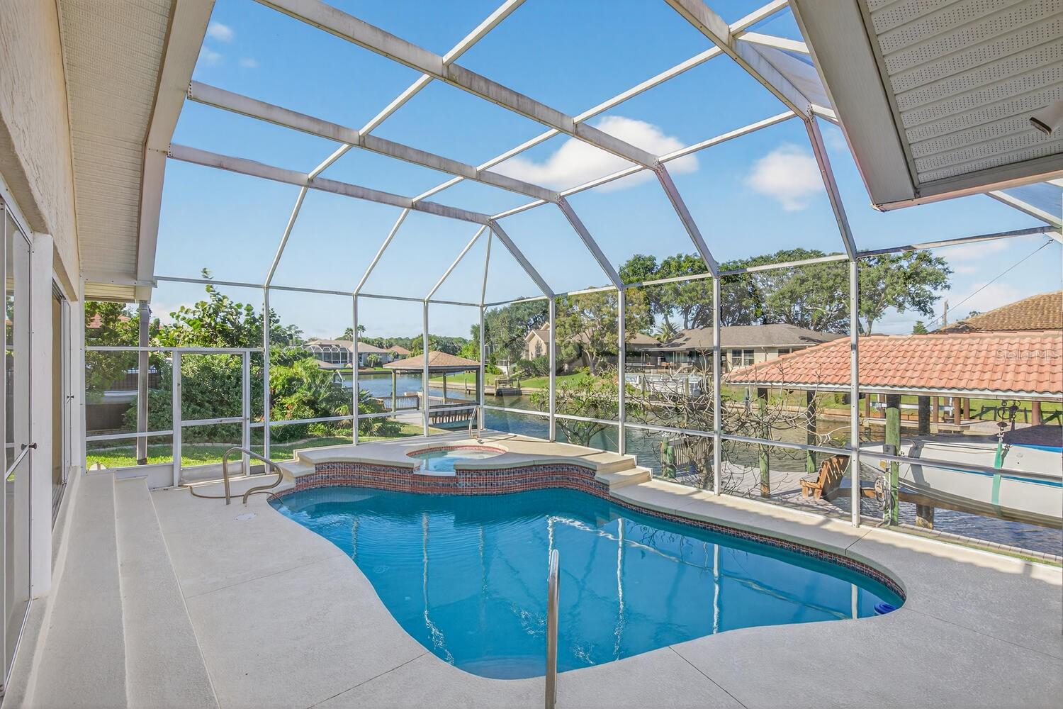 Image 33 of 73 For 10 Collinson Court