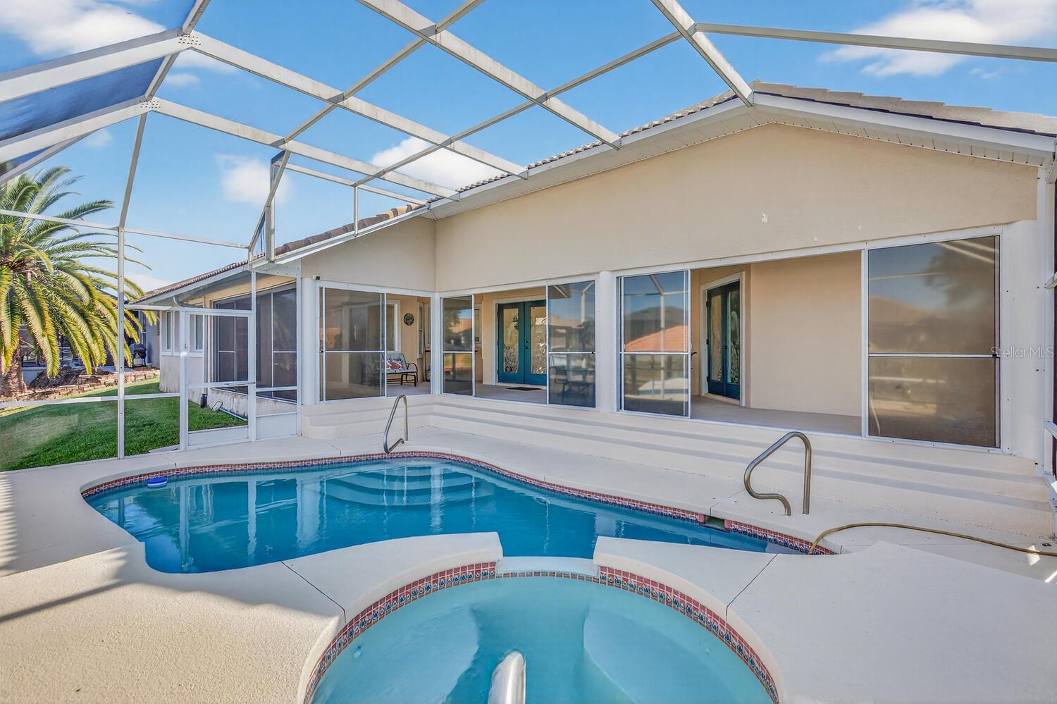 Image 35 of 73 For 10 Collinson Court