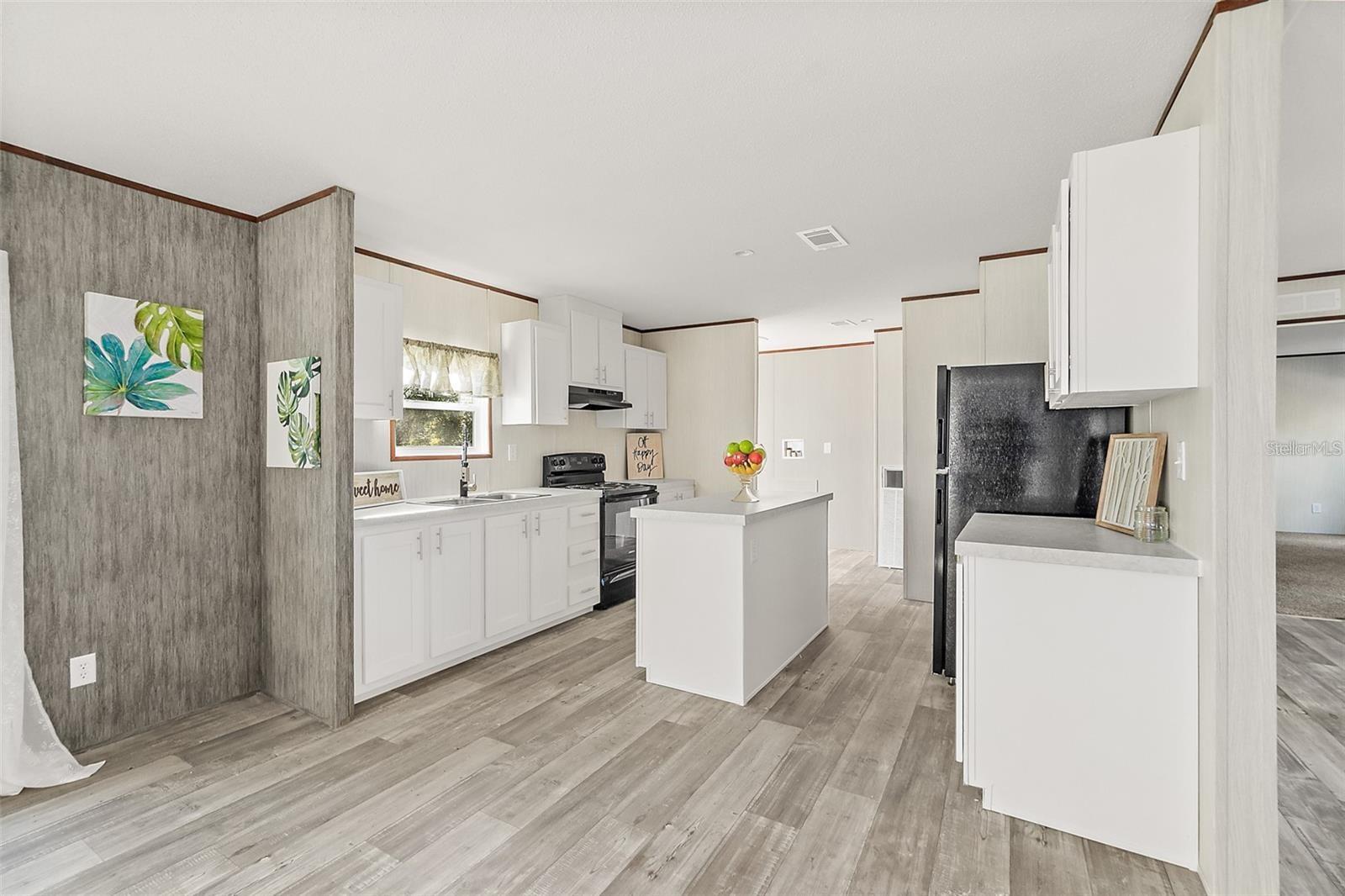 Image 4 of 19 For 2898 Orange Blossom Street