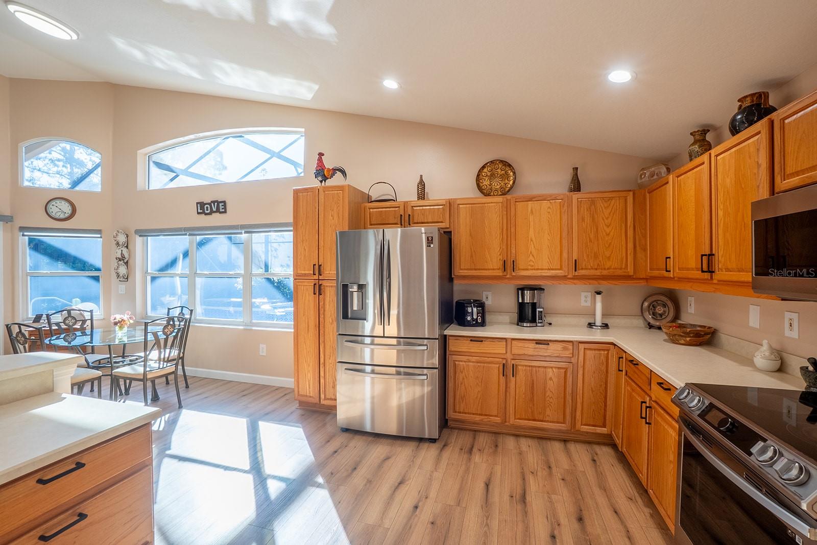 Image 16 of 45 For 46 Shinnecock Drive