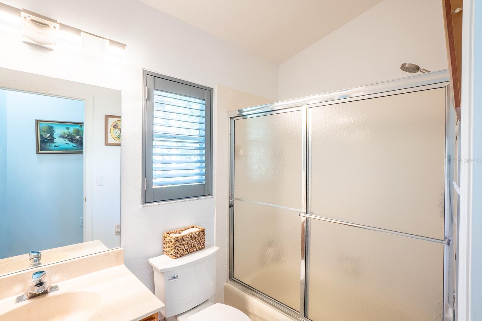 Image 29 of 45 For 46 Shinnecock Drive