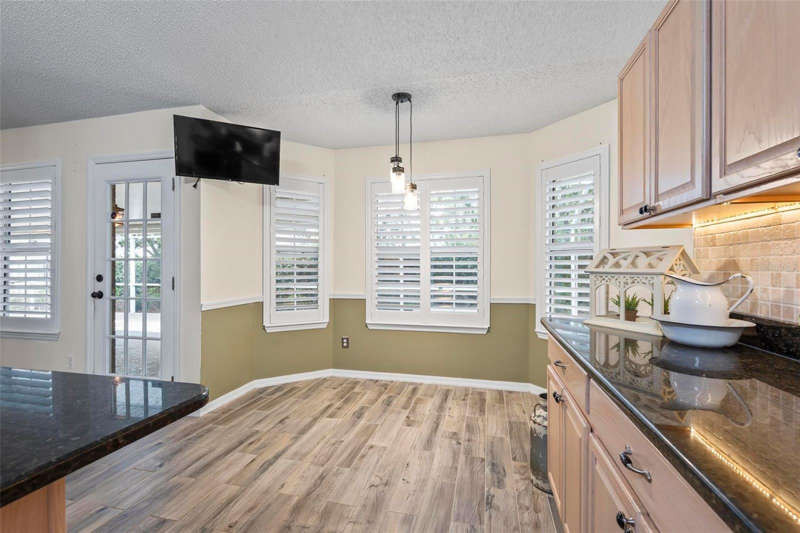 Image 23 of 78 For 49 Louisiana Drive