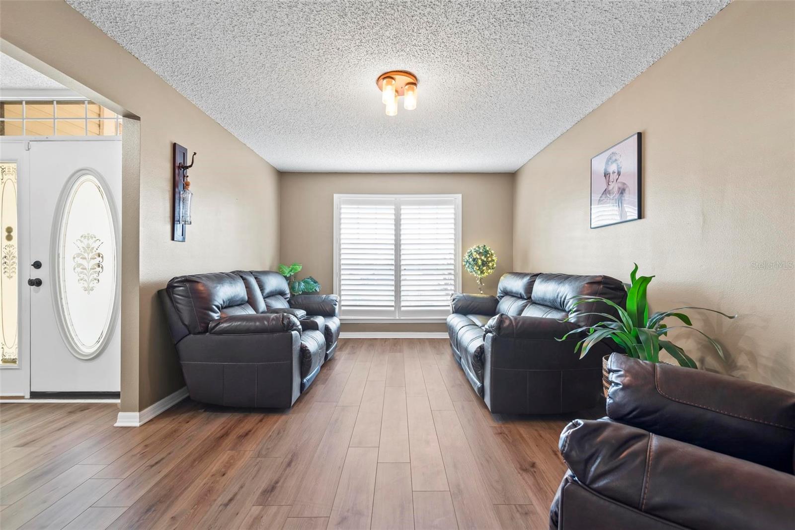 Image 26 of 78 For 49 Louisiana Drive