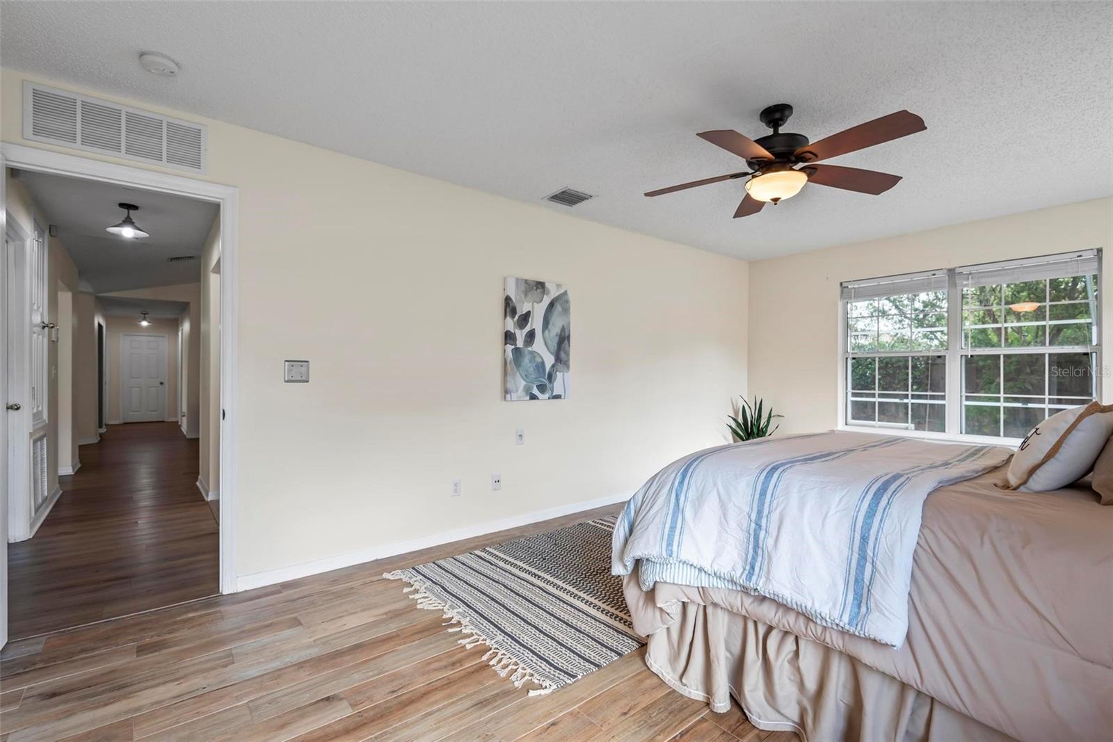 Image 29 of 78 For 49 Louisiana Drive