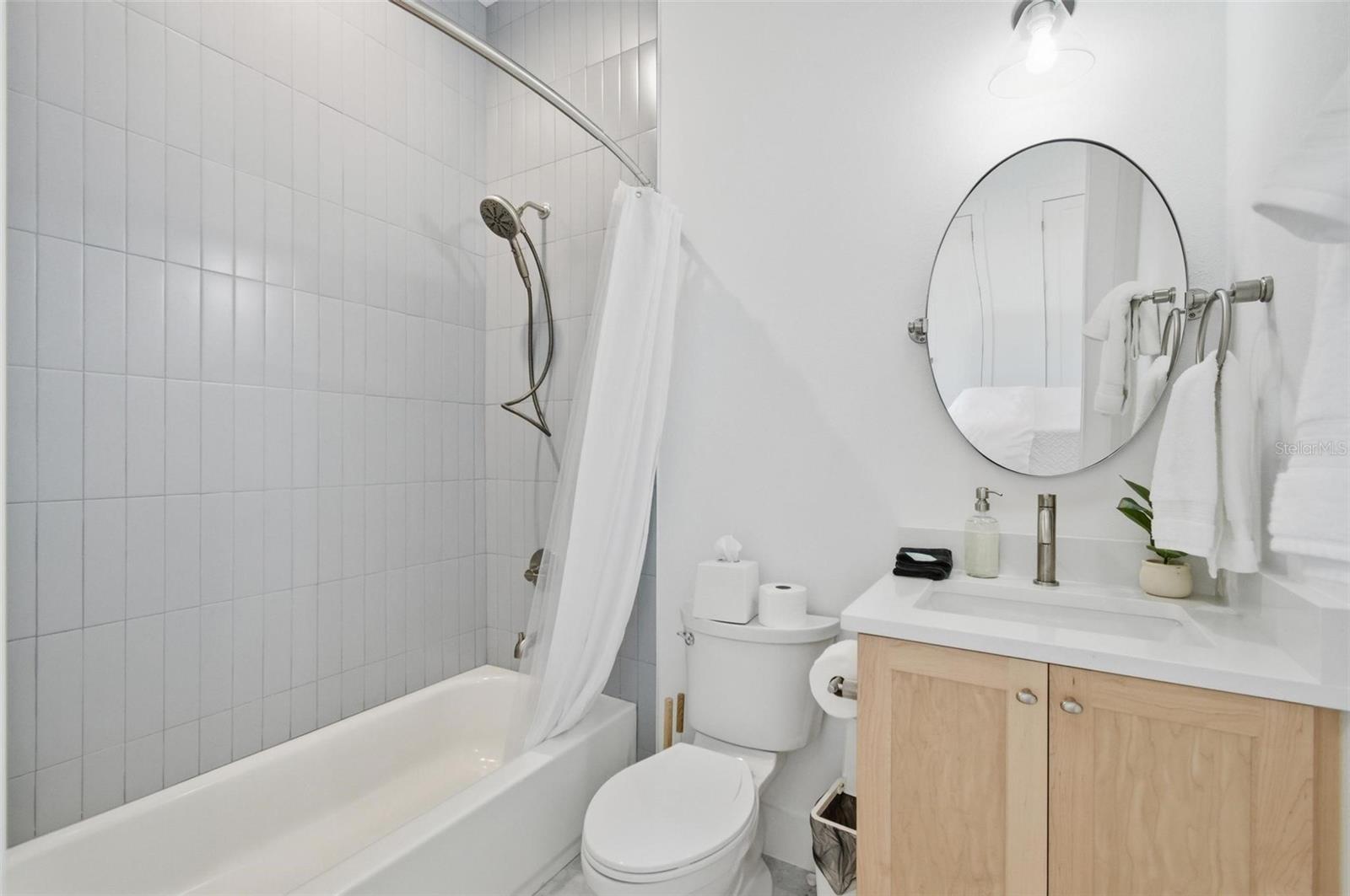 Image 54 of 100 For 527 Cinnamon Beach Lane