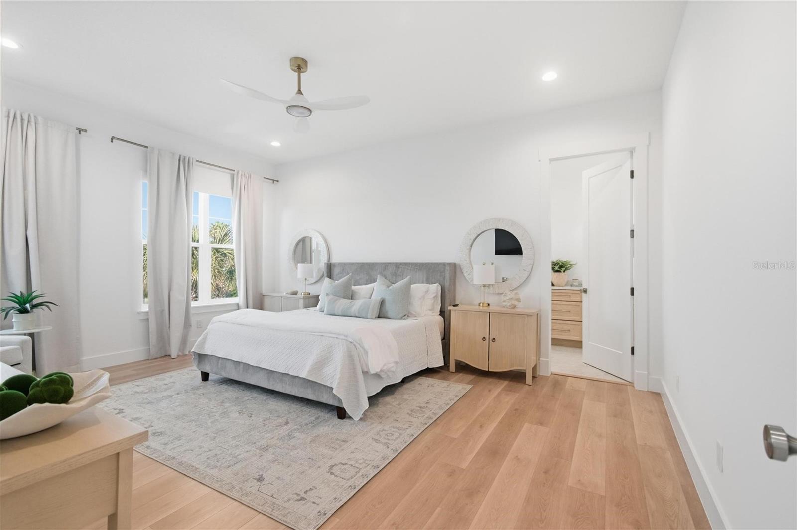 Image 55 of 100 For 527 Cinnamon Beach Lane