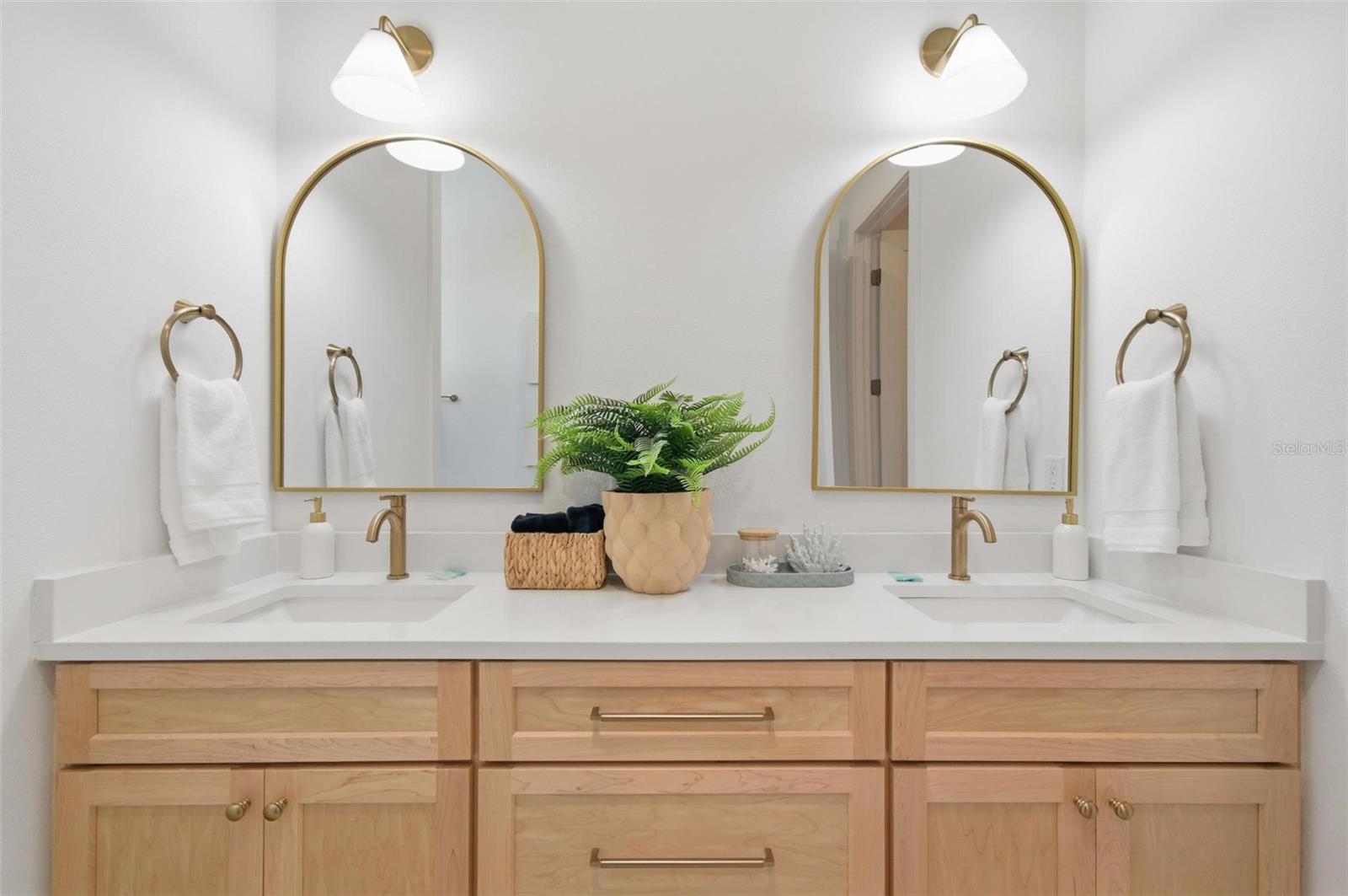 Image 60 of 100 For 527 Cinnamon Beach Lane