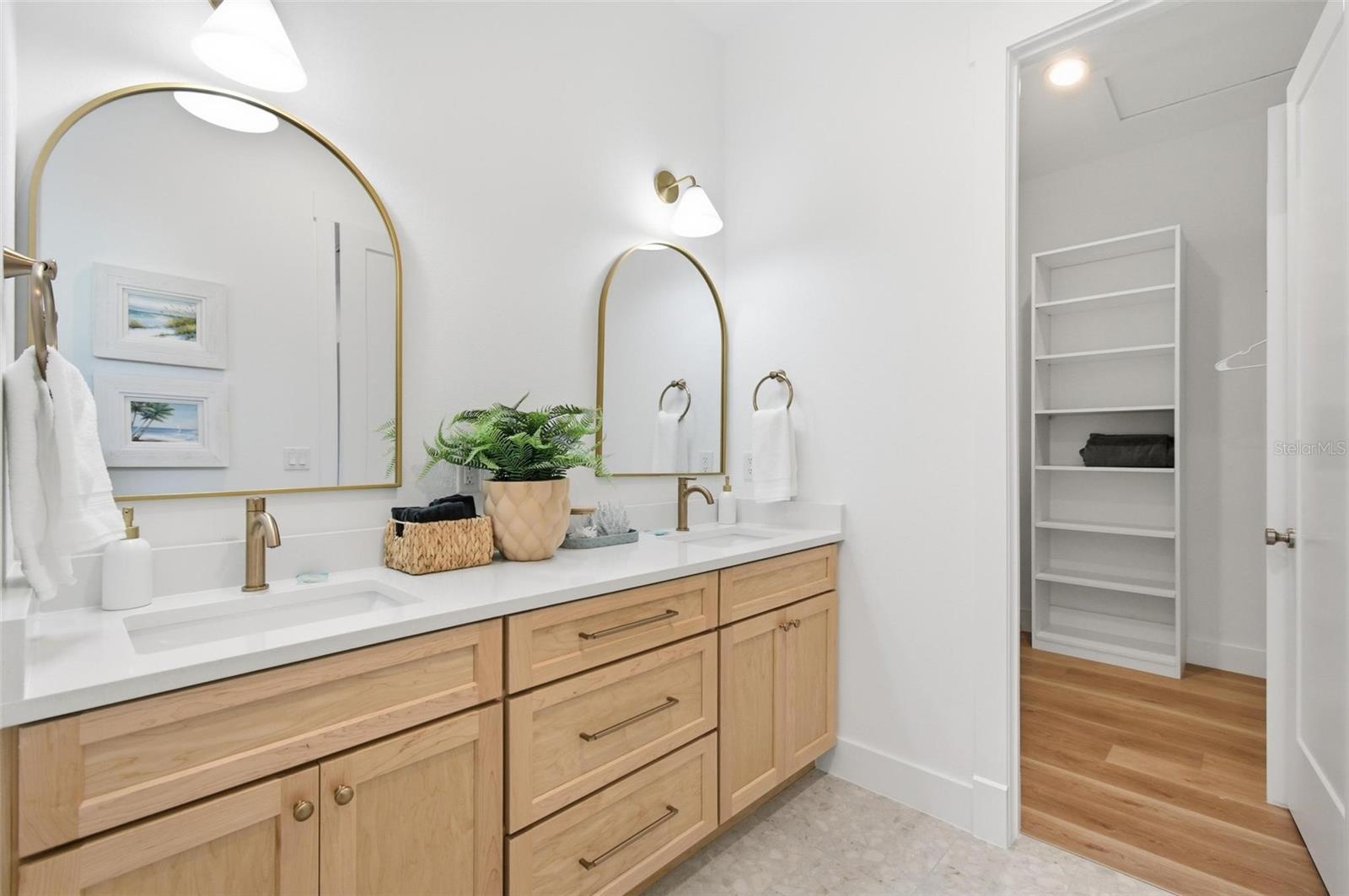 Image 62 of 100 For 527 Cinnamon Beach Lane