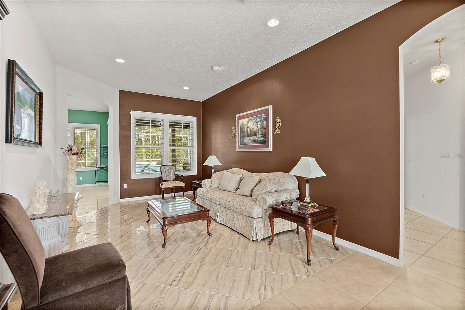 Image 10 of 59 For 2 Elliot Place