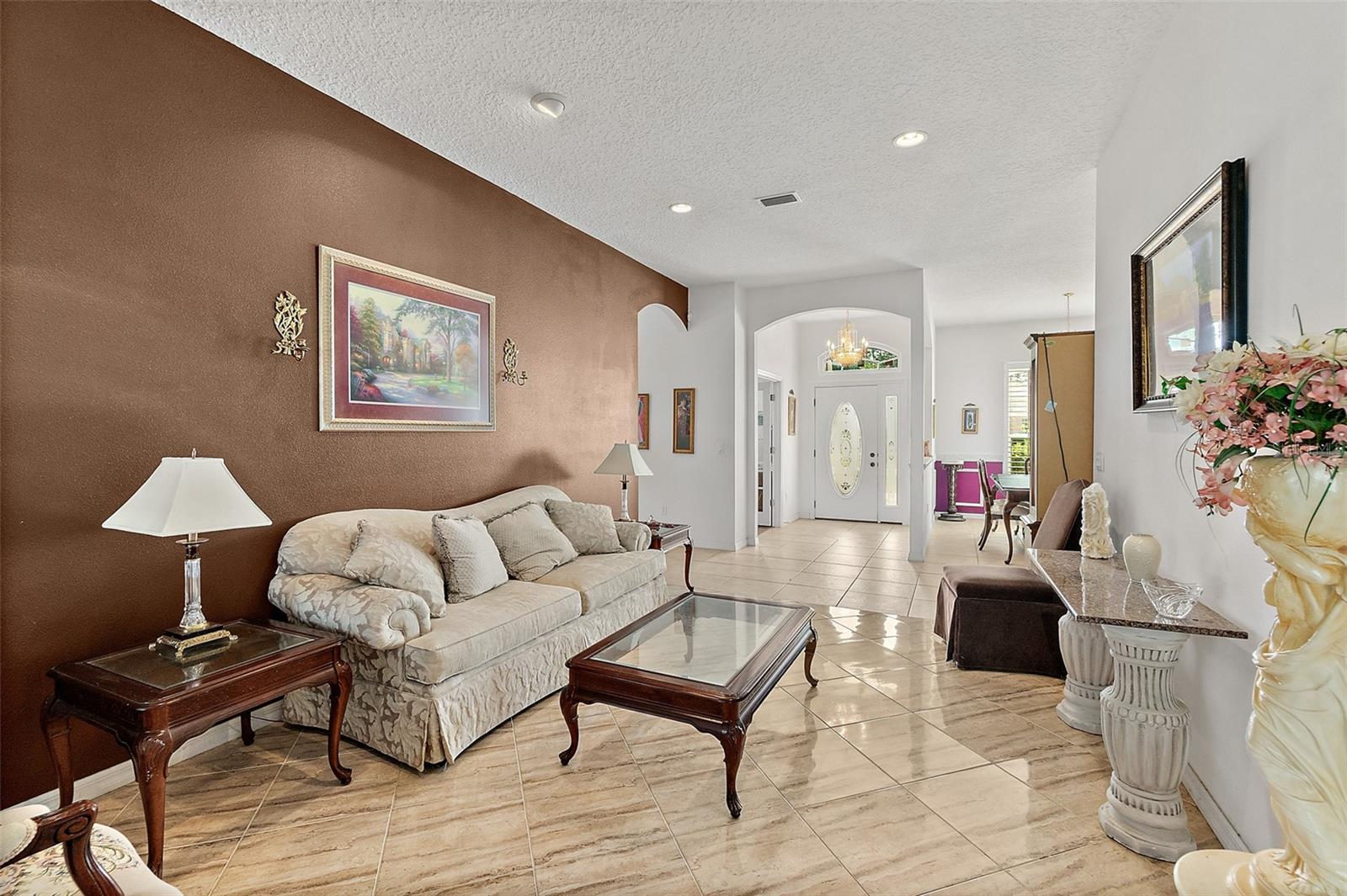 Image 12 of 59 For 2 Elliot Place