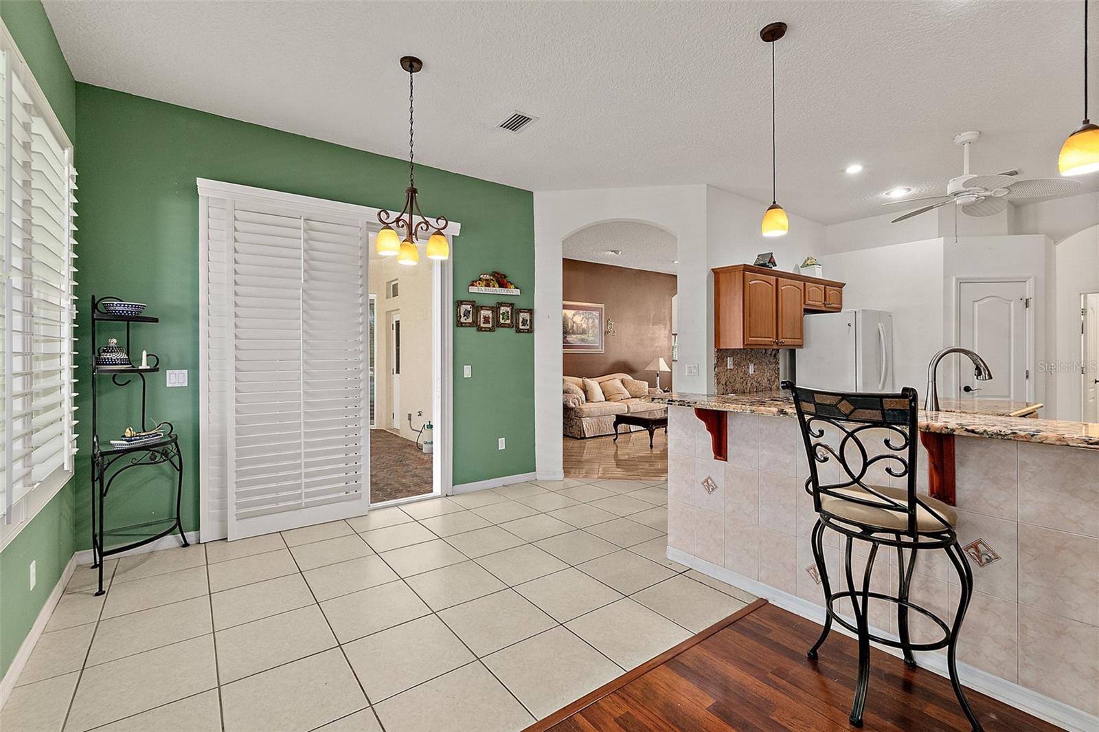 Image 22 of 59 For 2 Elliot Place