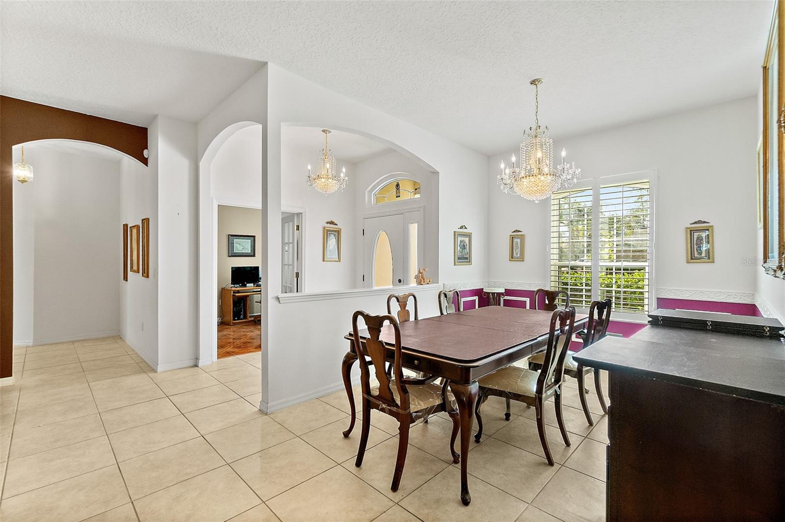 Image 8 of 59 For 2 Elliot Place