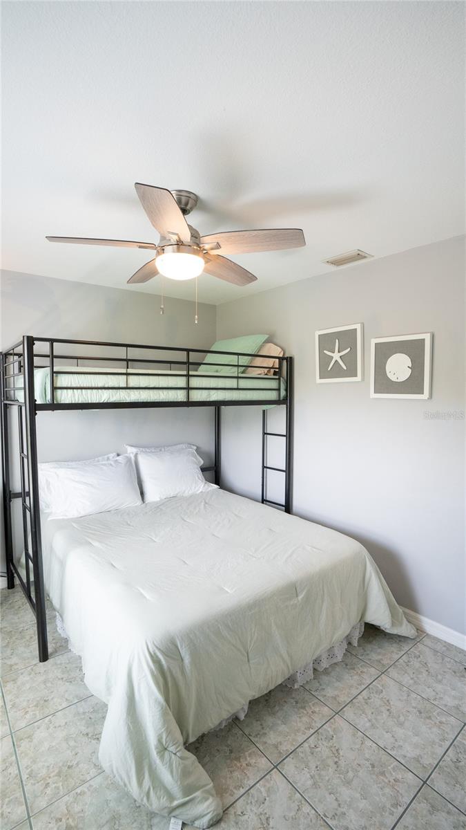 Image 13 of 48 For 11 Sweetbay Drive