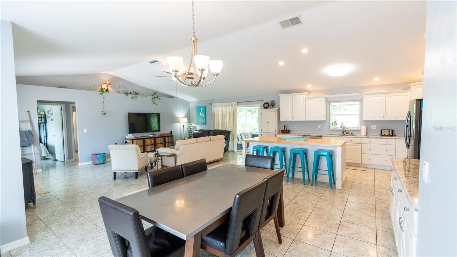 Image 28 of 48 For 11 Sweetbay Drive