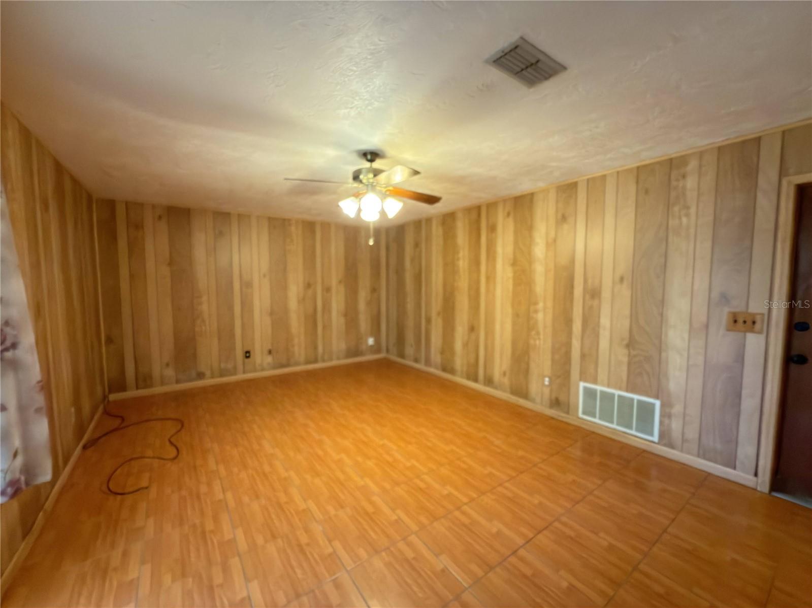 Image 13 of 25 For 485 Merrimac Drive