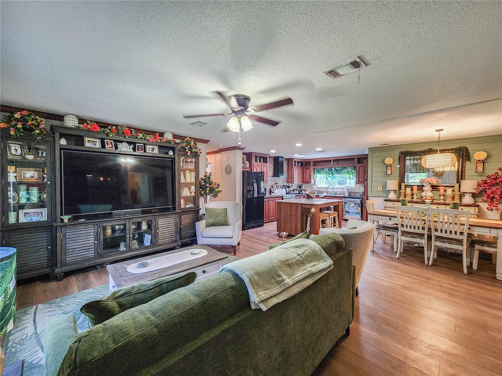 Image 18 of 33 For 2895 Spruce Street