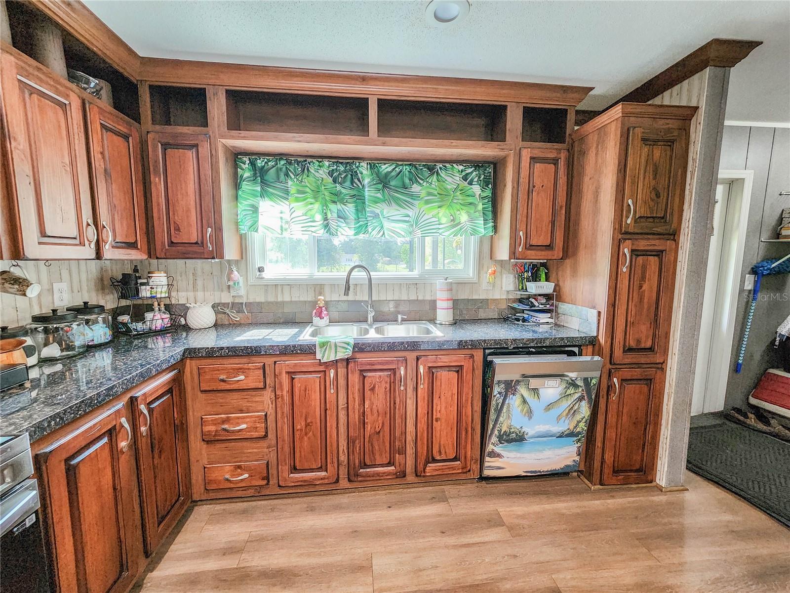 Image 24 of 33 For 2895 Spruce Street