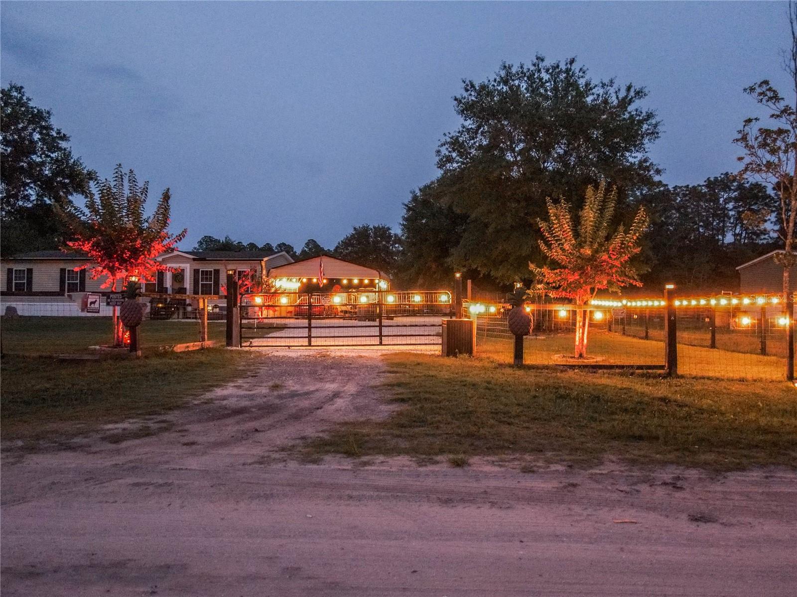 Image 4 of 33 For 2895 Spruce Street