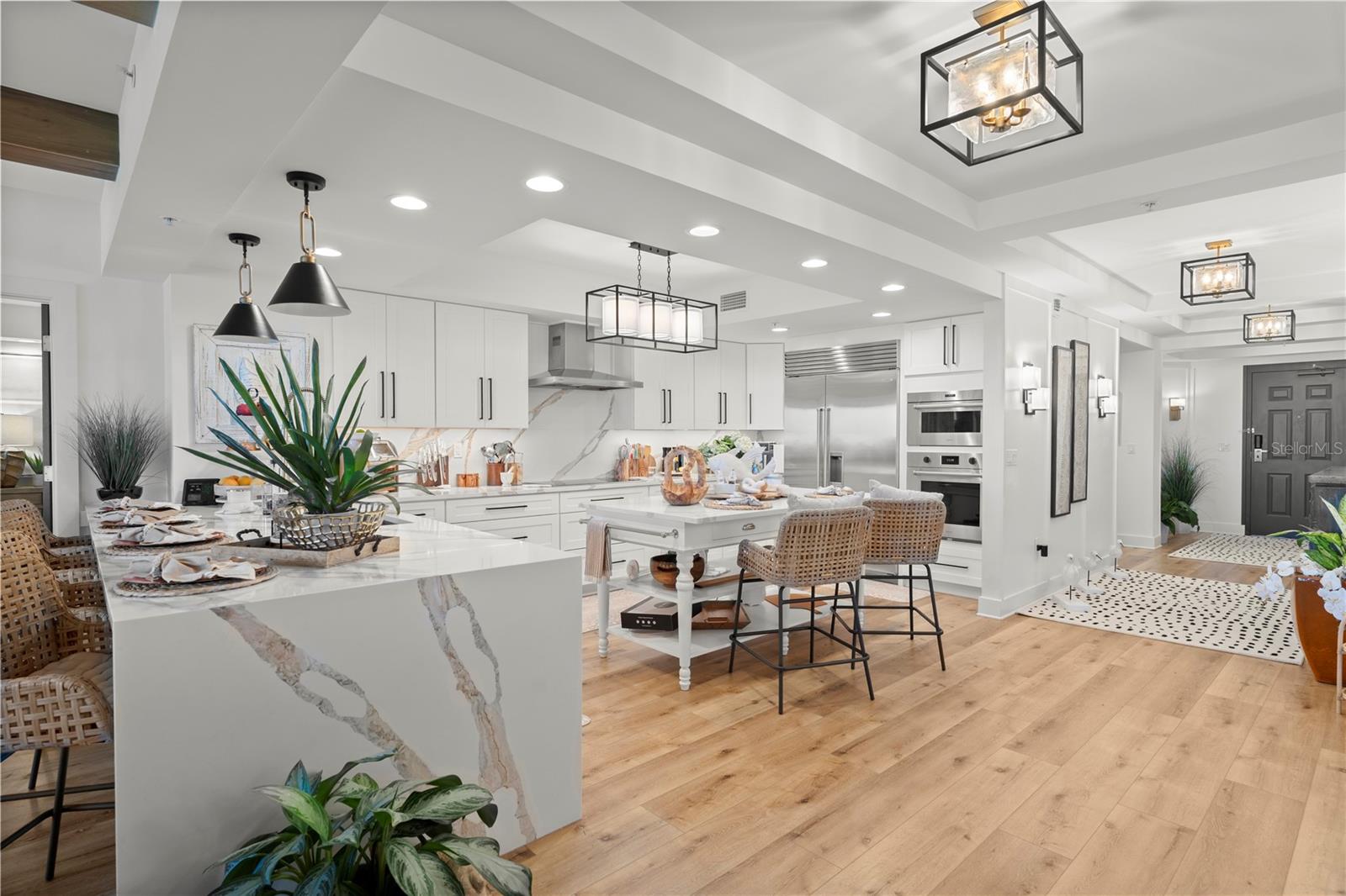 Image 12 of 87 For 200 Ocean Crest Drive 312