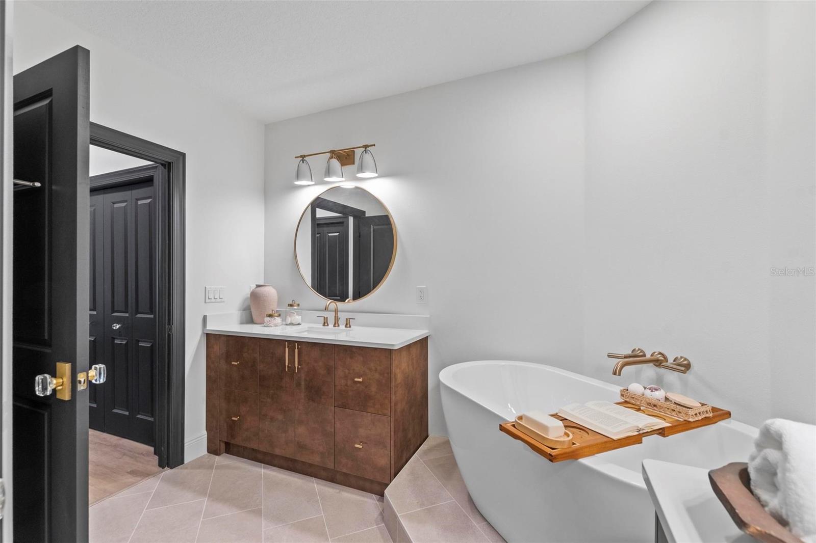 Image 38 of 69 For 455 Riverfront Drive A201