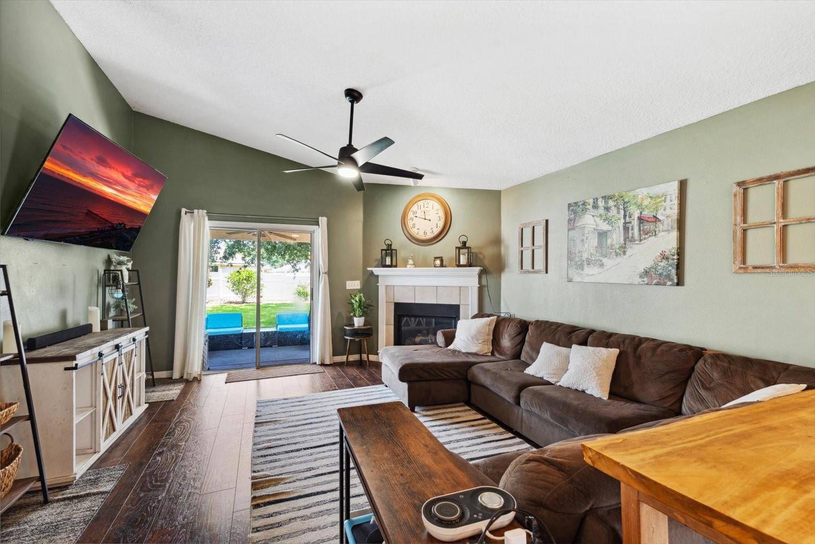 Image 12 of 32 For 24 Riviera Estates Court