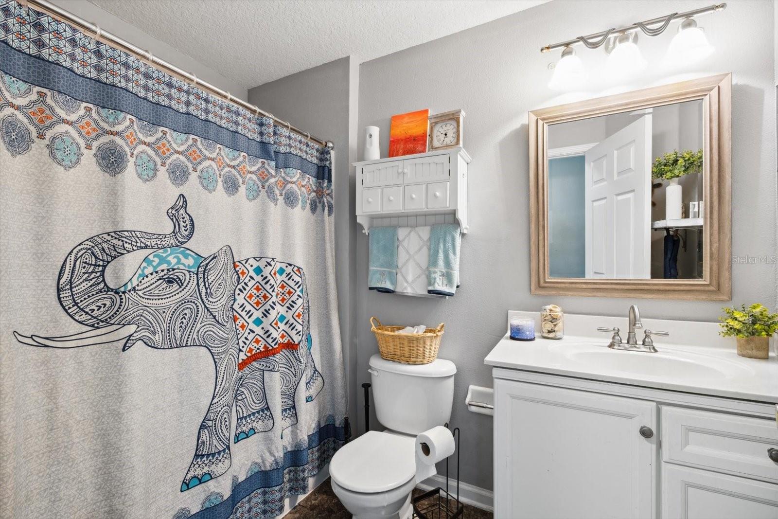 Image 22 of 32 For 24 Riviera Estates Court