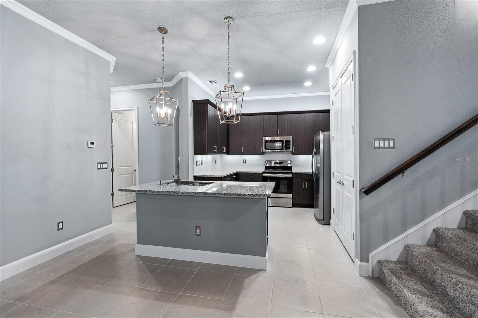 Image 13 of 50 For 831 Pinewood Drive