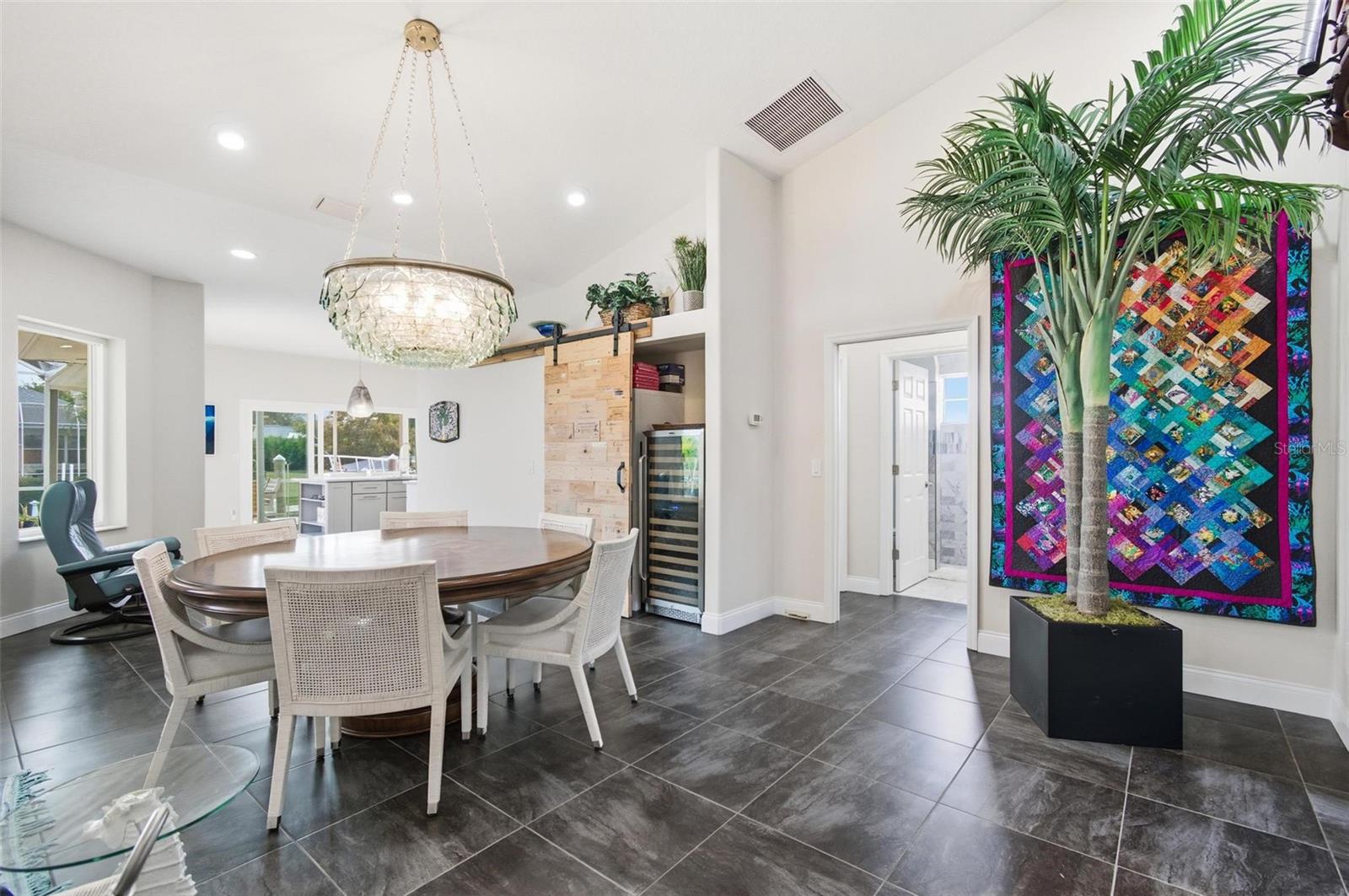 Image 21 of 89 For 32 Cheyenne Court