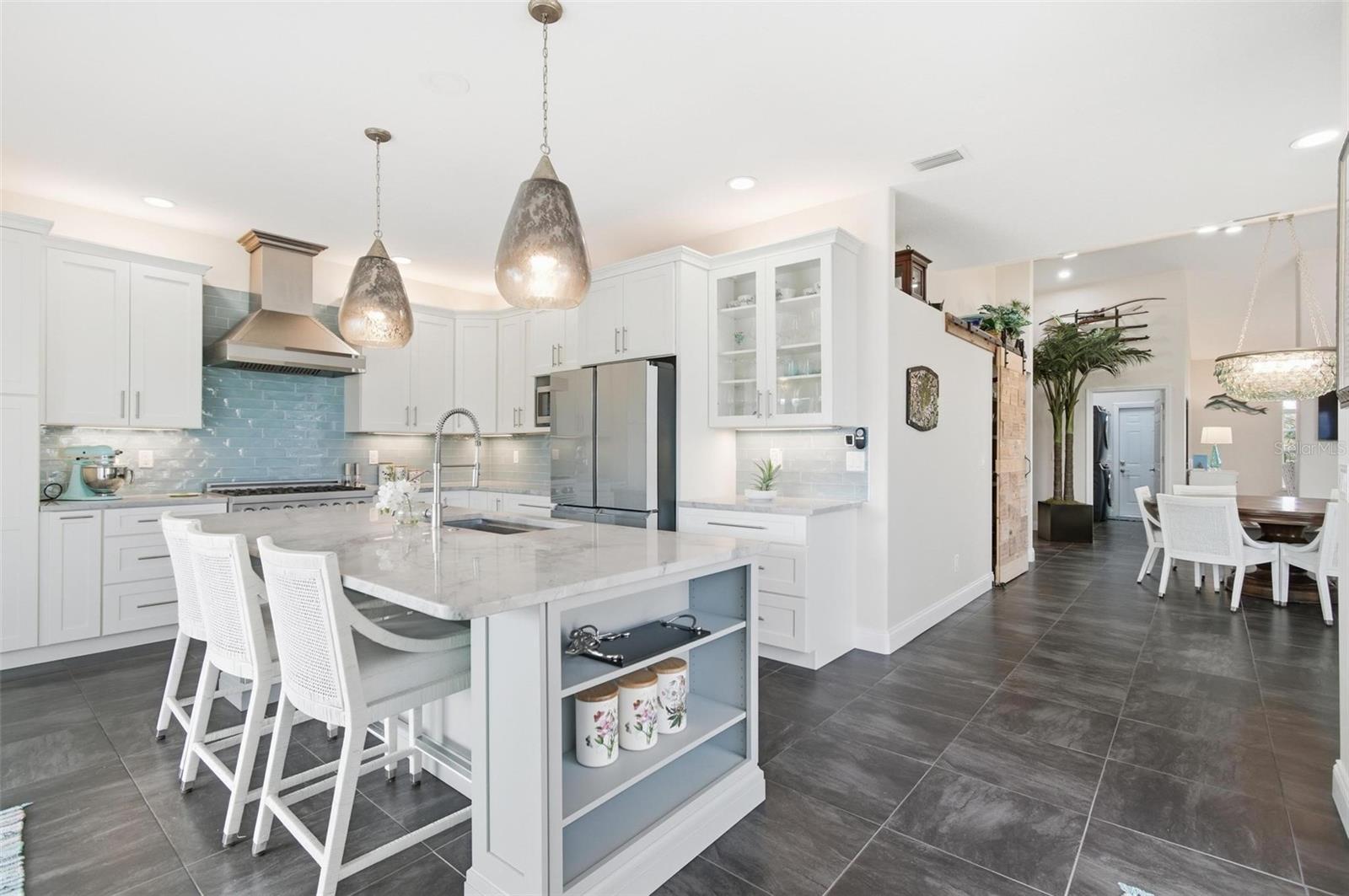 Image 25 of 89 For 32 Cheyenne Court